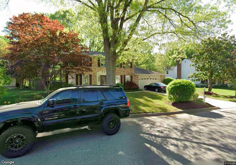 8223 Stacey Rd, Alexandria, VA 22308 - photo 1