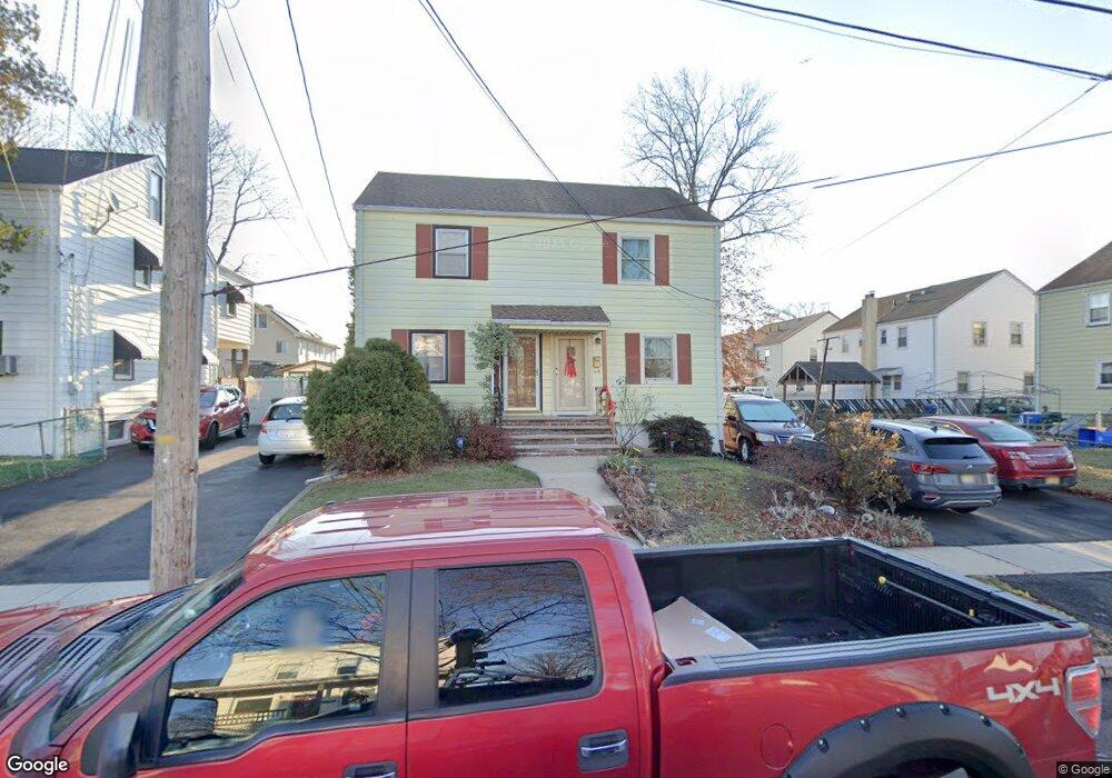910 E Curtis St, Linden, NJ 07036 - photo 1
