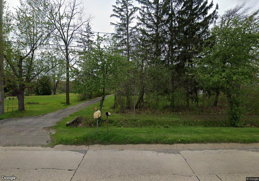 7120 Fenton Rd, Grand Blanc, MI 48439 - photo 1