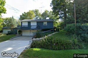 6N685 Roosevelt Ave, Saint Charles, IL 60174