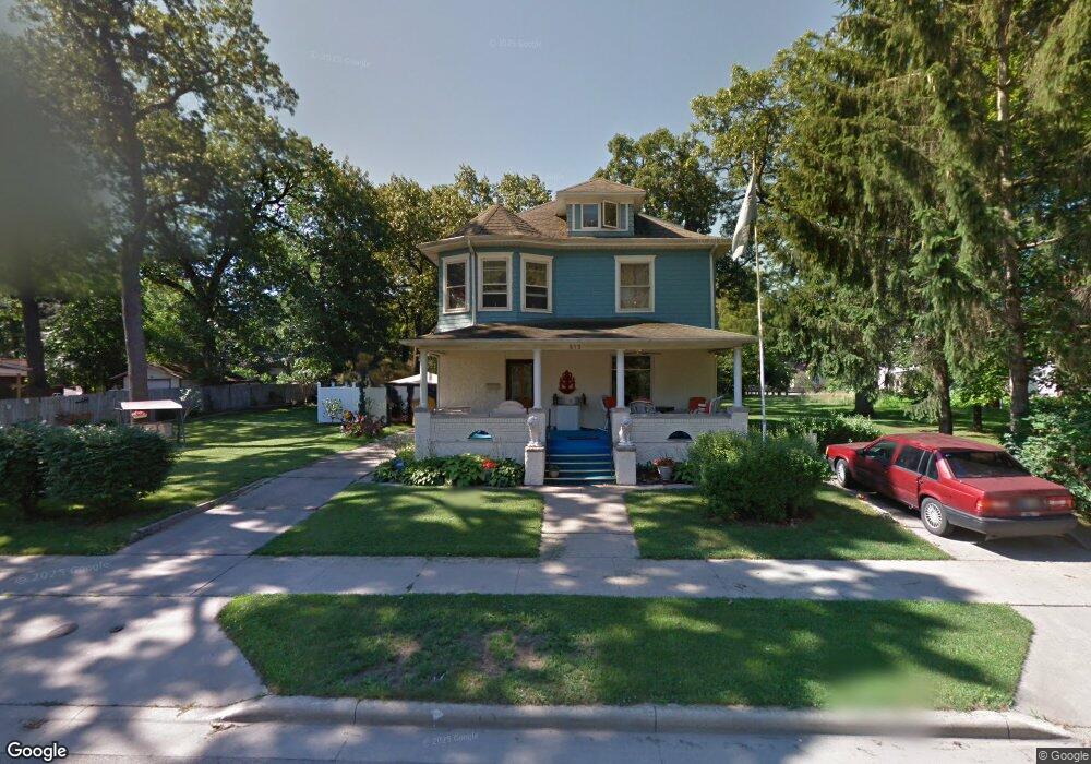 513 W Garfield Ave, Elkhart, IN 46516 - photo 1