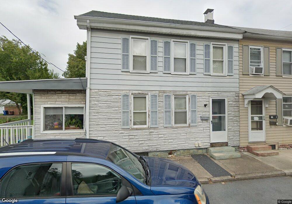 233 E Locust St, Mechanicsburg, PA 17055 - photo 1