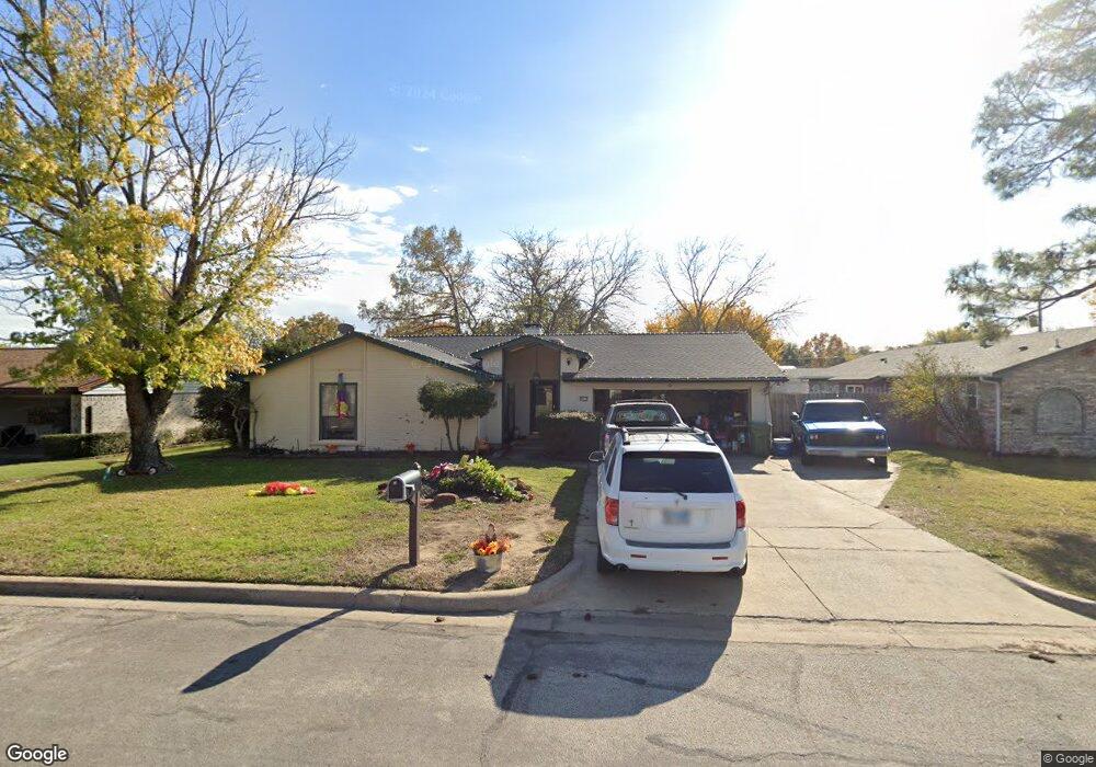 8412 Donna Dr, North Richland Hills, TX 76182 - photo 1