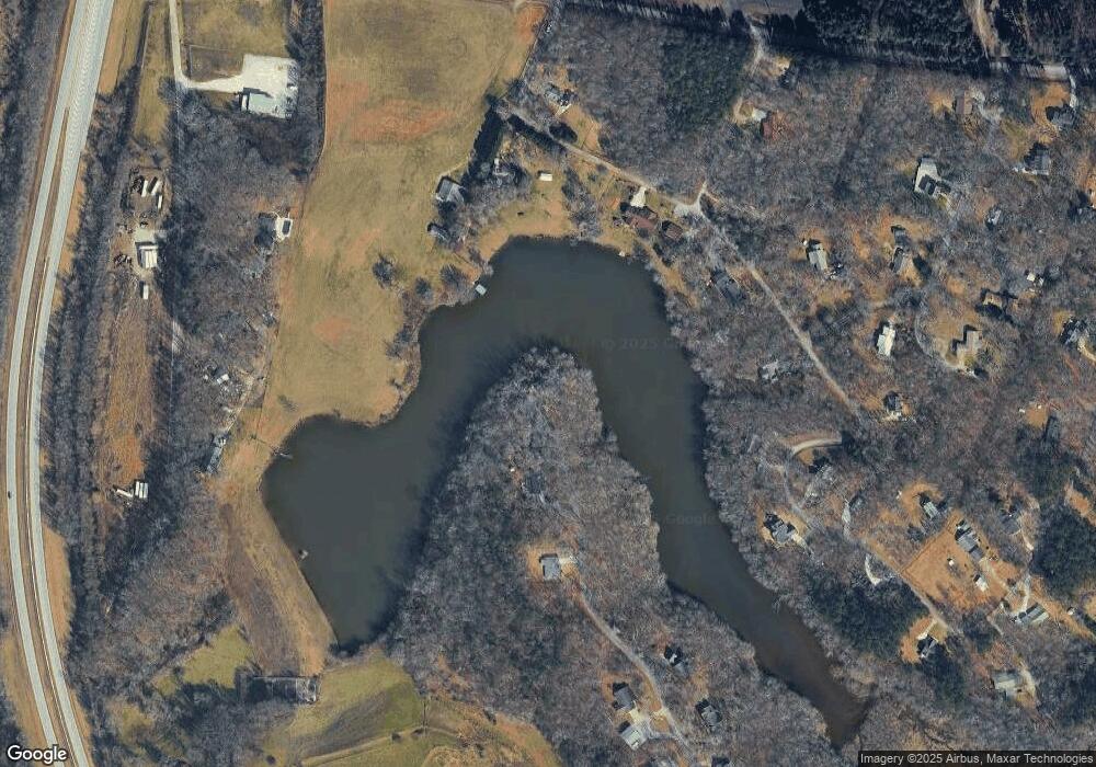 1121 Meadow Ridge Dr, Mount Airy, GA 30563 - photo 1