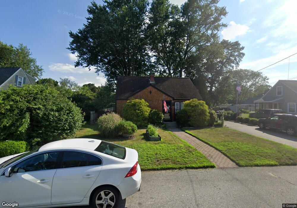 40 Maplehurst Ave, Warwick, RI 02889 - photo 1