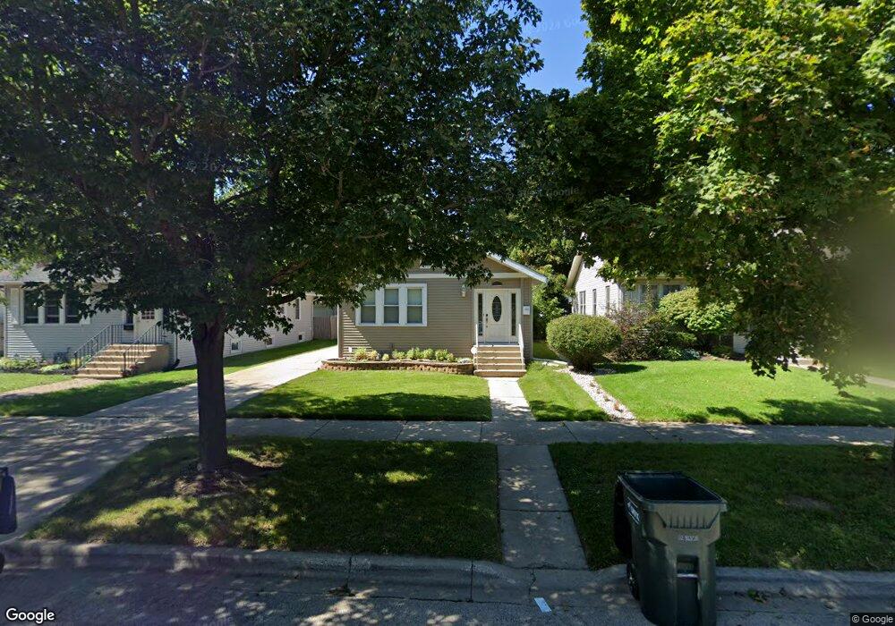 1522 Hickory St, Waukegan, IL 60085 - photo 1