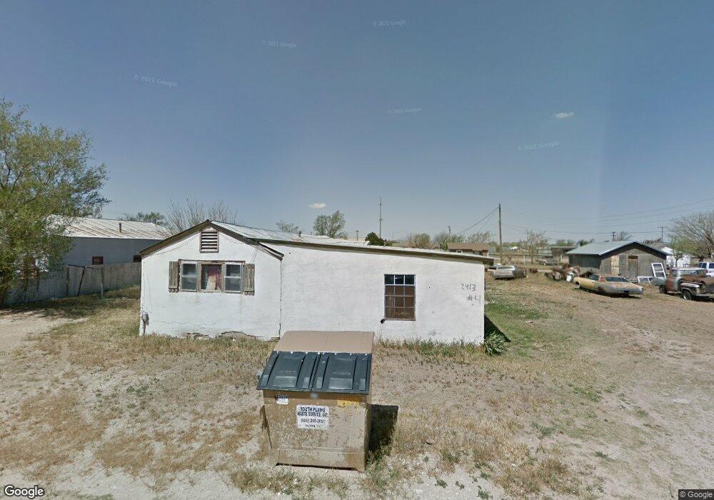 2413 Wilson St, Plainview, TX 79072 - photo 1