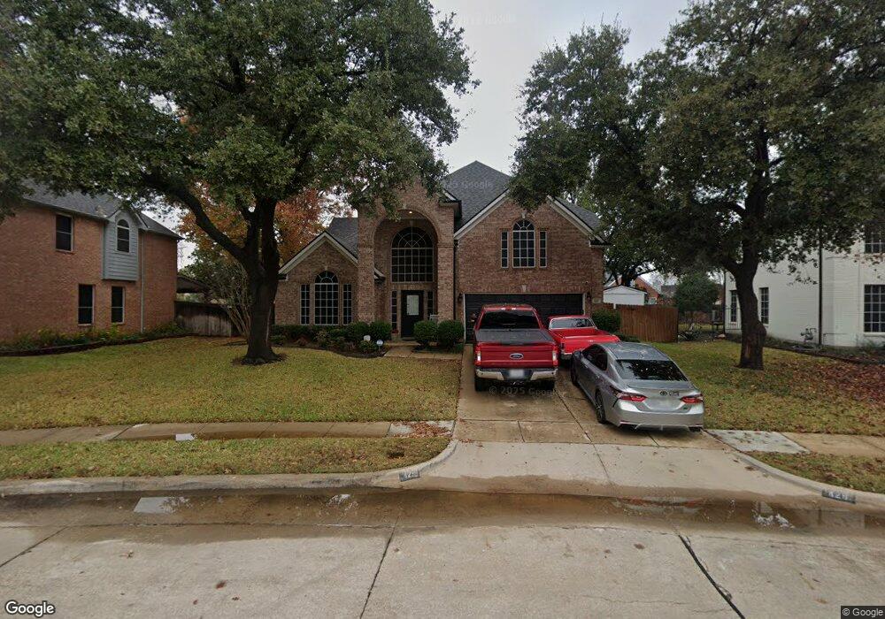 429 Shade Tree Cir, Hurst, TX 76054 - photo 1