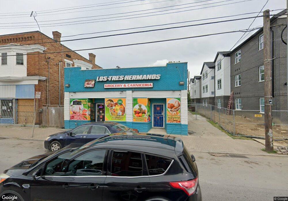 7034 Vine St, Cincinnati, OH 45216 - photo 1