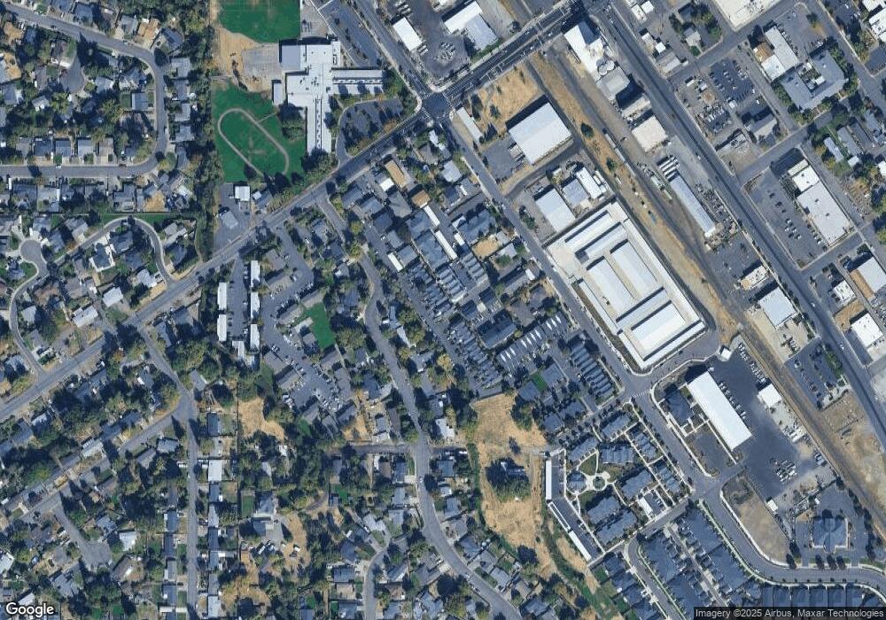 143 Casey Way, Central Point, OR 97502 - photo 1