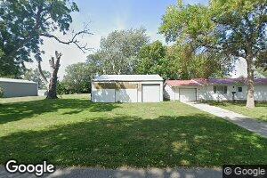 654 S Oak St, Avoca, IA 51521