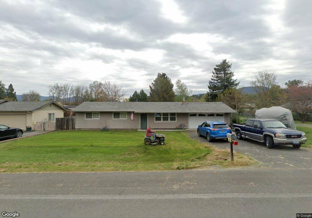 2115 Cullison Ln, Grants Pass, OR 97527 - photo 1