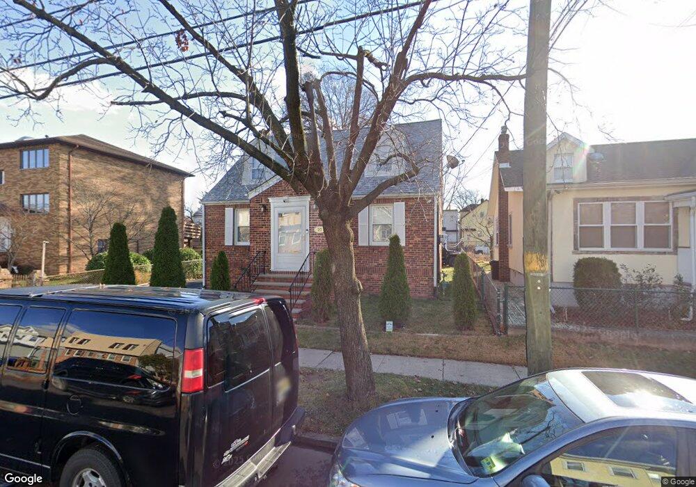 37 W 10th St, Linden, NJ 07036 - photo 1