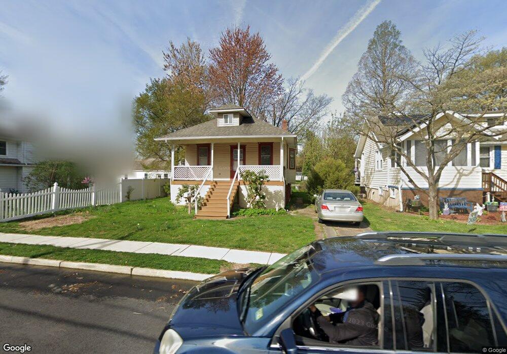 324 S Lippincott Ave, Maple Shade, NJ 08052 - photo 1