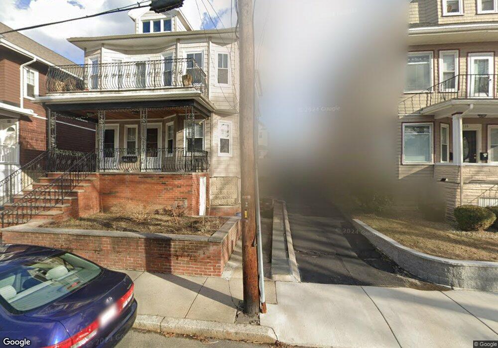 136 W Adams St unit 2, Somerville, MA 02144 - photo 1