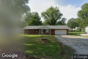 1830 Livingston St, Carlyle, IL 62231