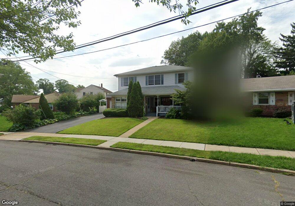 4 Roger Rd, Edison, NJ 08817 - photo 1