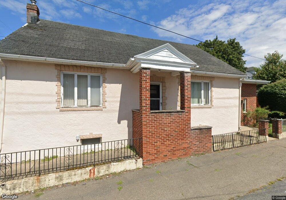 419 W 17th St, Hazleton, PA 18201 - photo 1