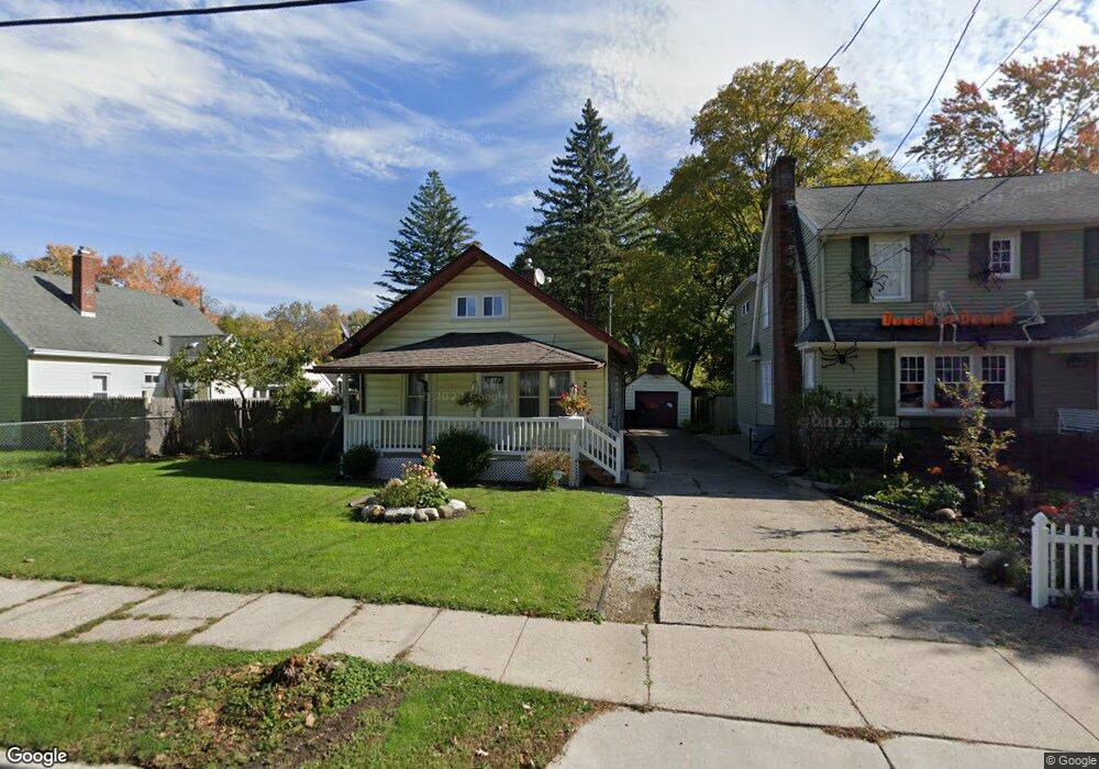 2309 Stirling Ave, Lansing, MI 48910 - photo 1