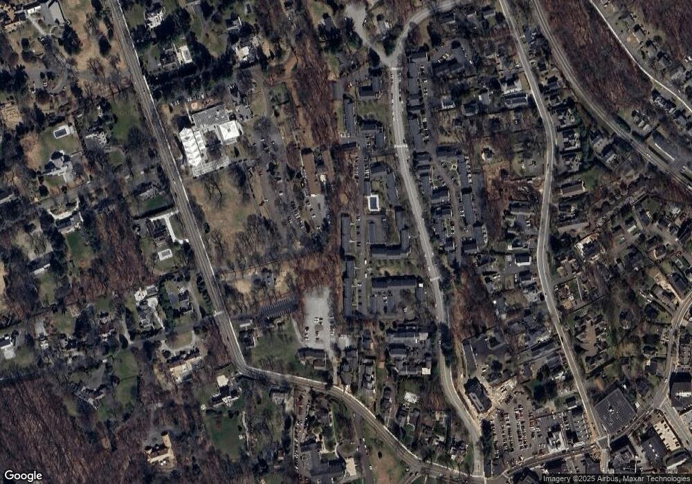 76 Heritage Hill Rd, New Canaan, CT 06840 - photo 1