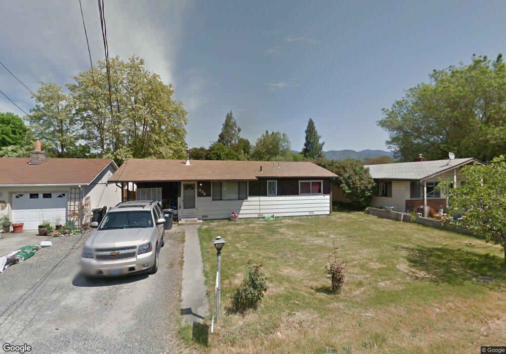 936 SW Mary Ave, Grants Pass, OR 97526 - photo 1