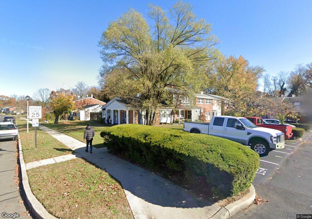 2 Ruscombe Ct, Willingboro, NJ 08046 - photo 1