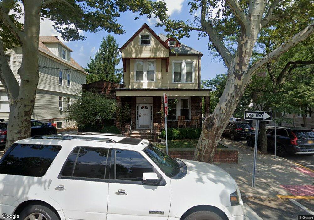 200 Oak St unit 2, Weehawken, NJ 07086 - photo 1