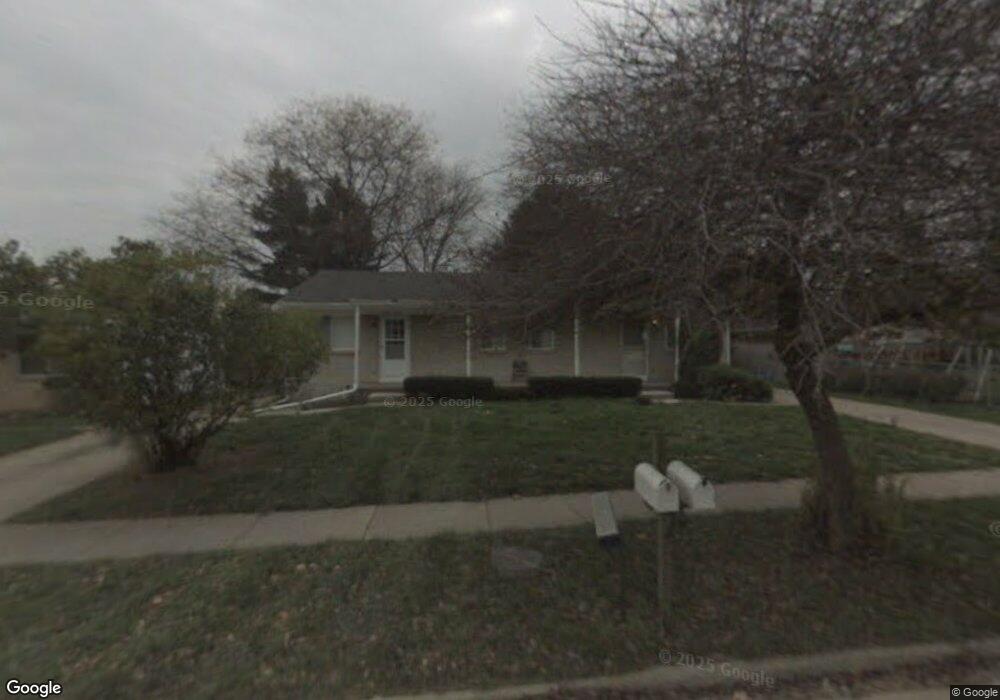 1511 Kennedy Dr, Lansing, MI 48911 - photo 1