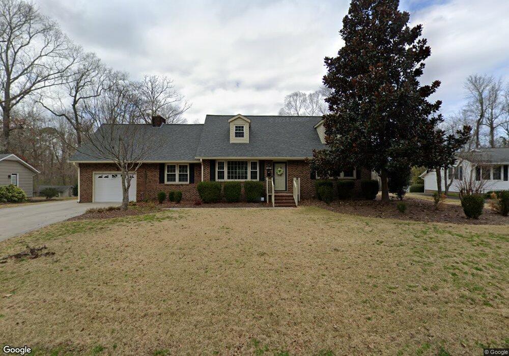 203 Brookview Dr, Jacksonville, NC 28540 - photo 1