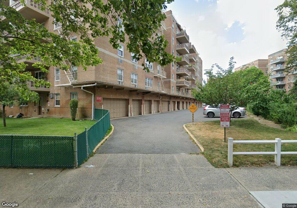 15135 84th St unit 6M, Howard Beach, NY 11414 - photo 1