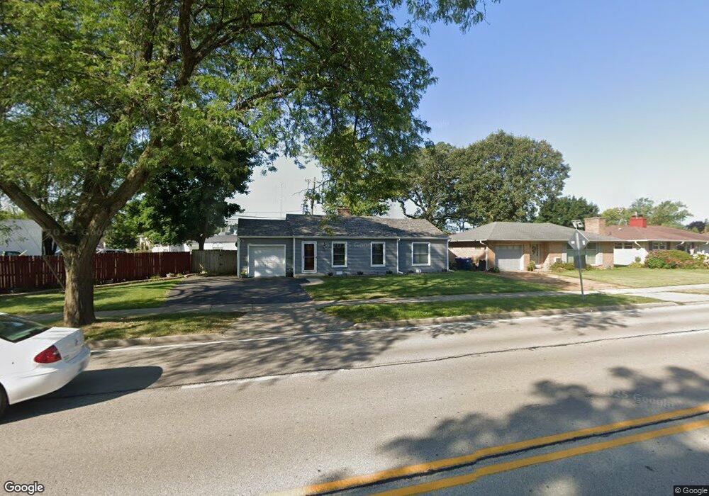 711 Golf Rd, Waukegan, IL 60087 - photo 1