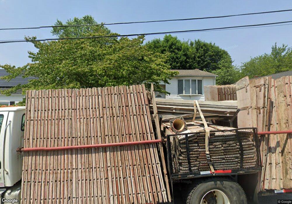 18 Lark Ave, Cranston, RI 02920 - photo 1