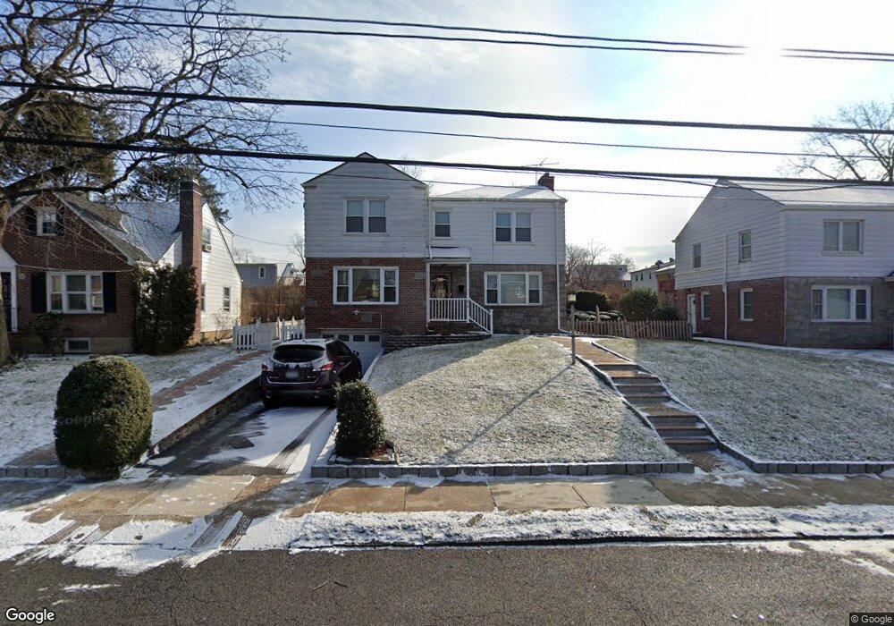 678 Kimball Ave, Yonkers, NY 10704 - photo 1