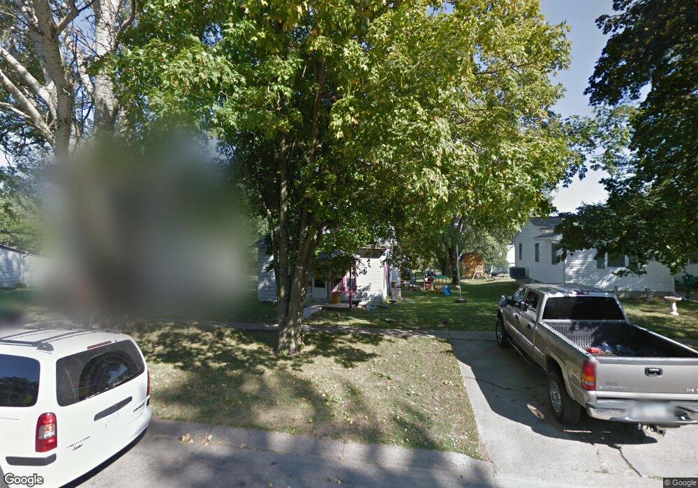 612 Prairie St, Grinnell, IA 50112 - photo 1