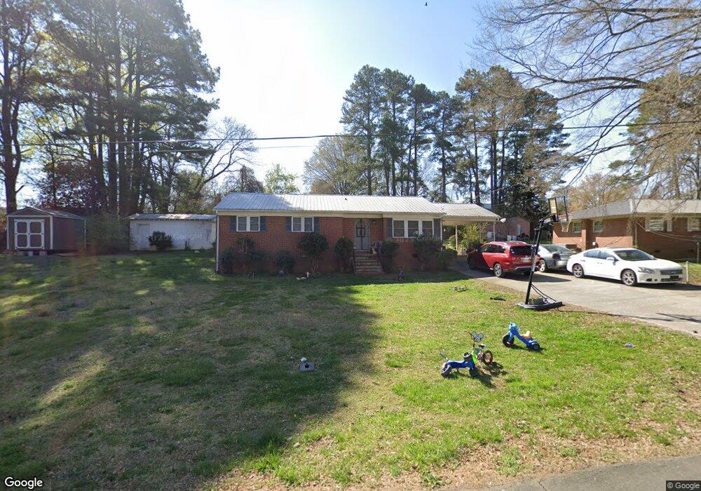 411 W 6th St, Siler City, NC 27344 - photo 1