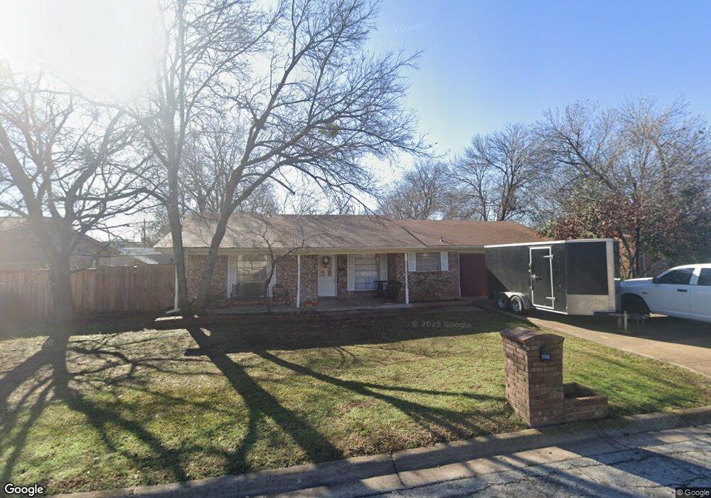 7912 Maplewood Ave, North Richland Hills, TX 76180 - photo 1