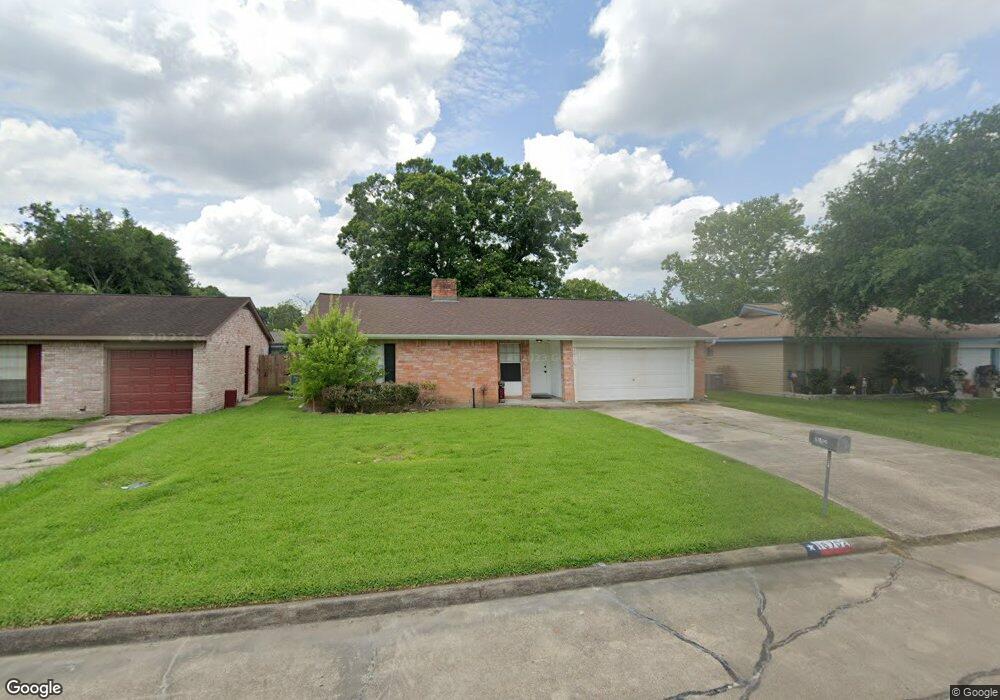 16702 Forest Bend Ave, Friendswood, TX 77546 - photo 1