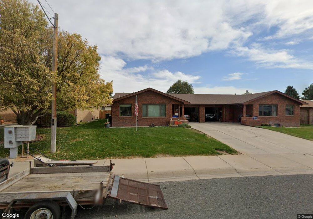 3019 18th Ave, Scottsbluff, NE 69361 - photo 1