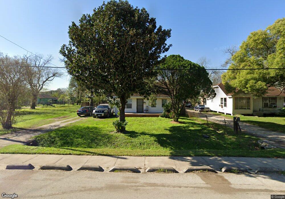 4013 Wipprecht St, Houston, TX 77026 - photo 1