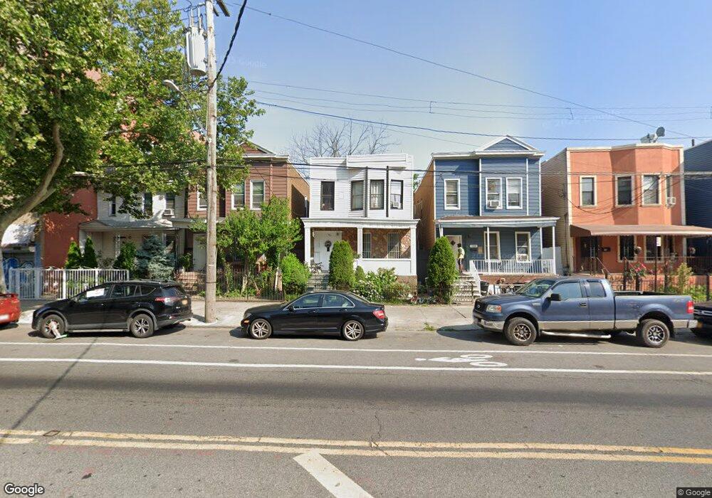 560 Morris Park Ave, Bronx, NY 10460 - photo 1