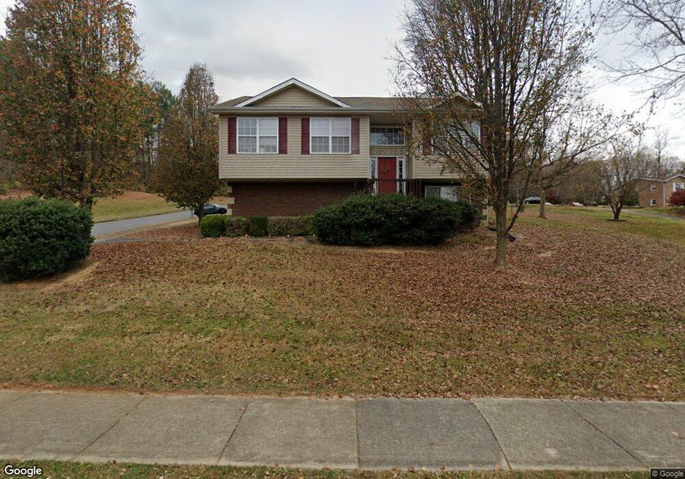 2 Taylor Ridge Ct, Johnson City, TN 37601 - photo 1