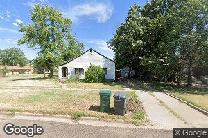 624 W 6th St, Larned, KS 67550