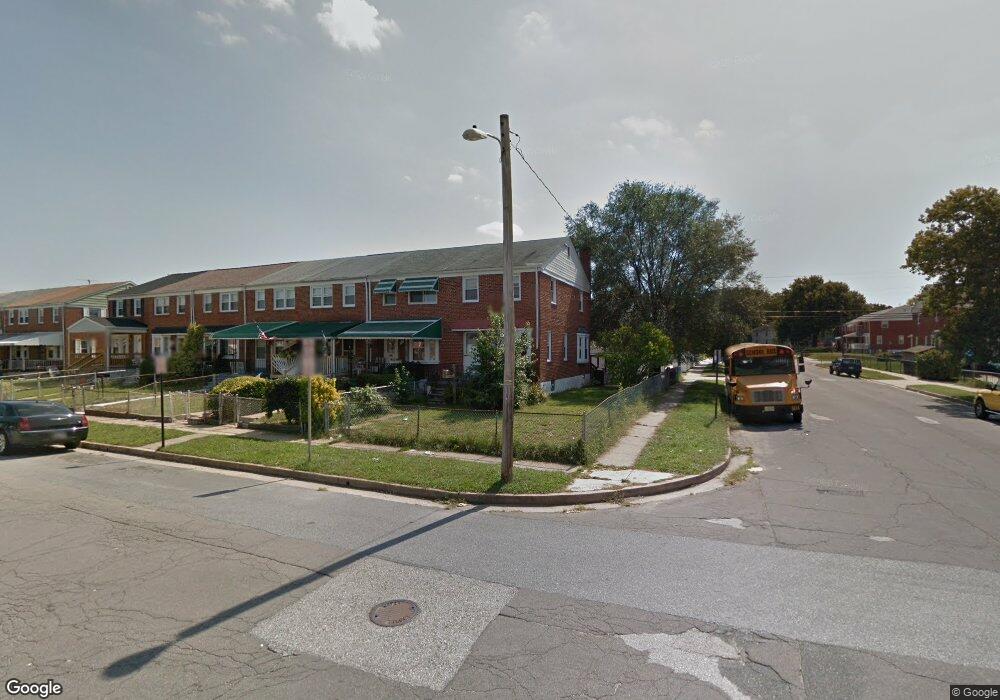 901 Arncliffe Rd, Essex, MD 21221 - photo 1