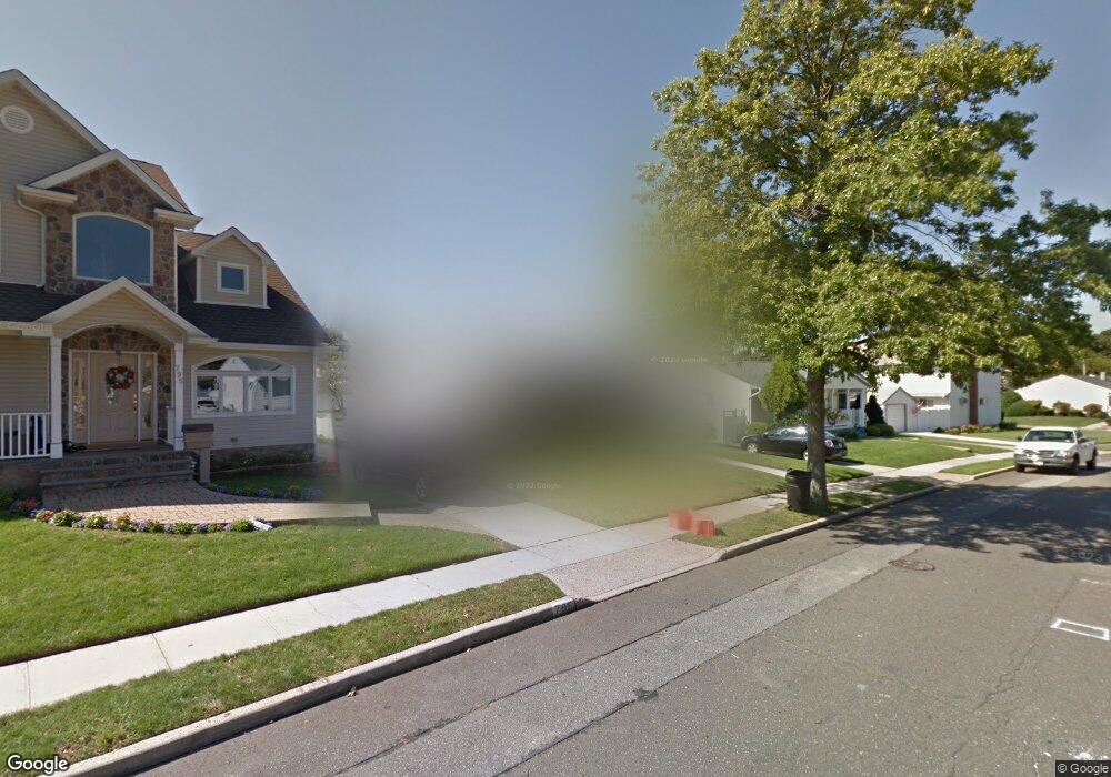 801 Morton Ave, Franklin Square, NY 11010 - photo 1