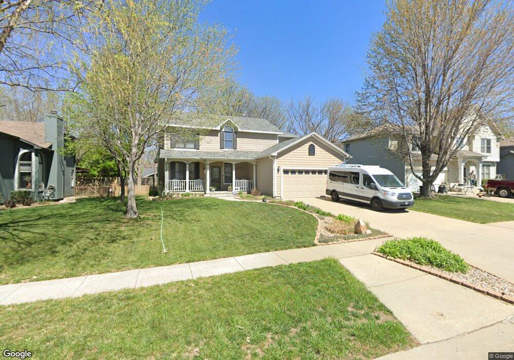 5698 SW 33rd Terrace, Topeka, KS 66614 - photo 1