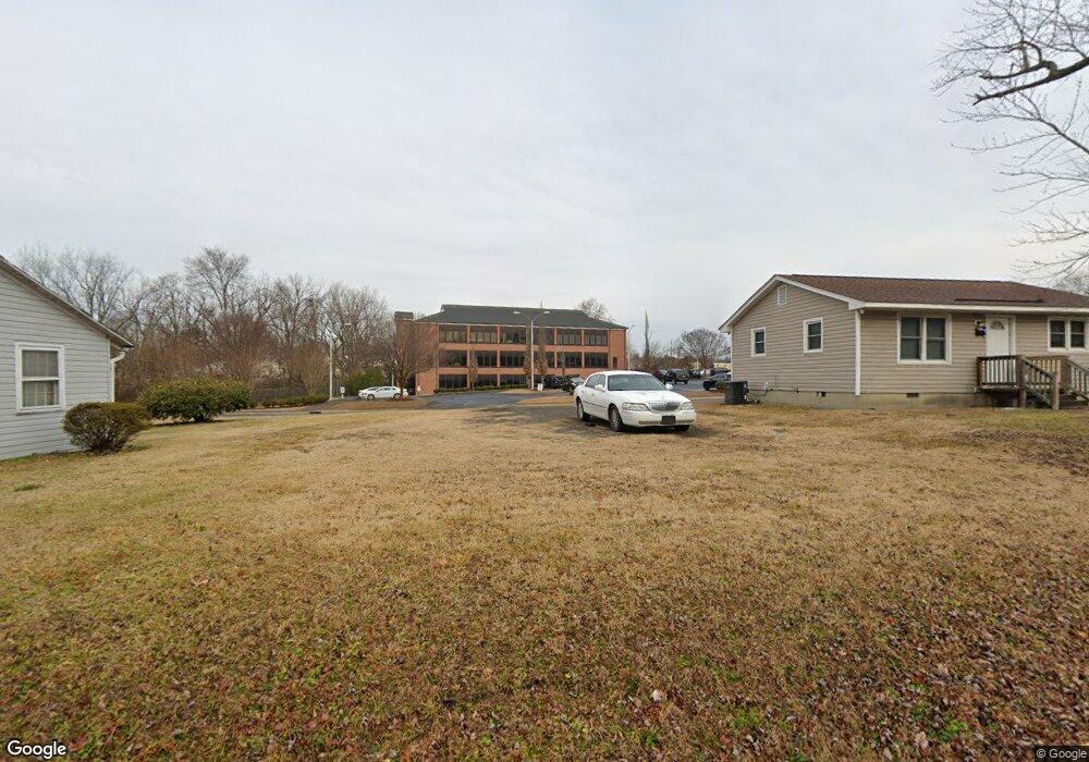 410 Bullock St, Oxford, NC 27565 - photo 1