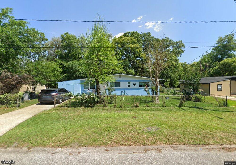 3911 Macgregor Dr, Jacksonville, FL 32210 - photo 1