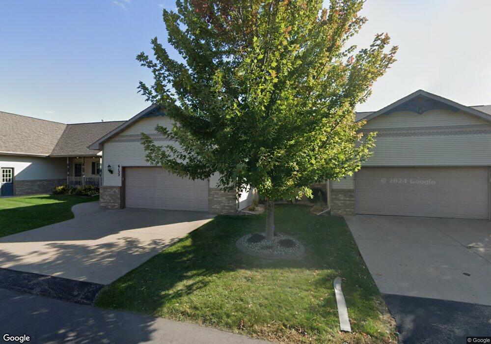 W6152 Victorian Dr, Appleton, WI 54915 - photo 1