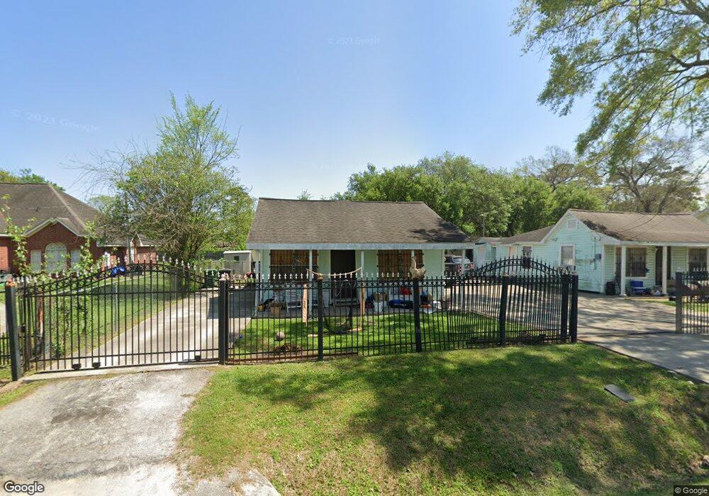 8618 Dodson St, Houston, TX 77093 - photo 1