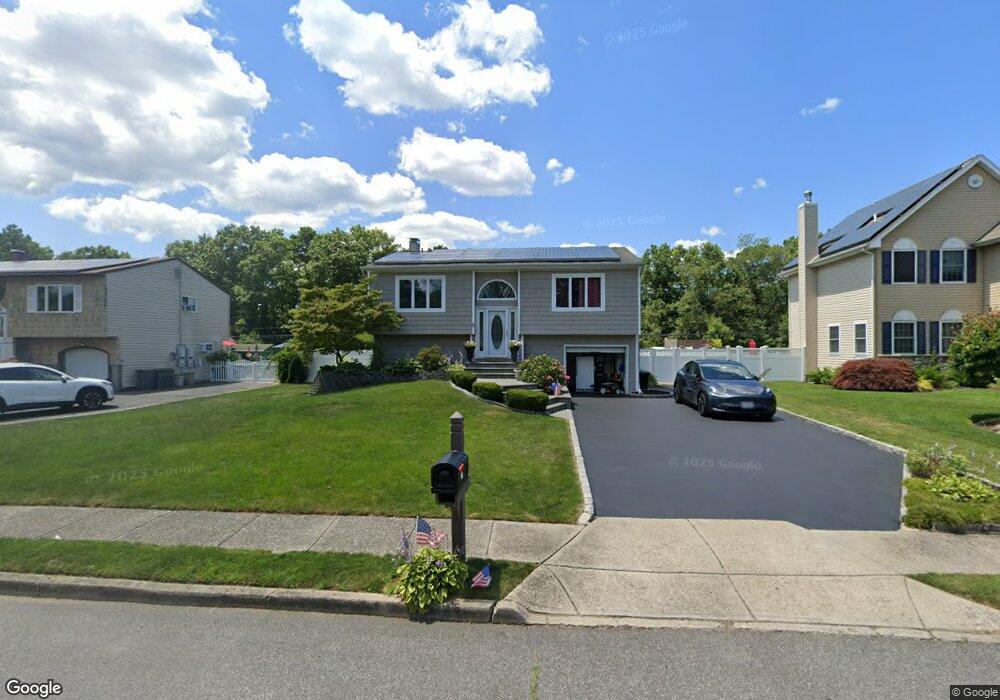 40 Skylark Dr, Holtsville, NY 11742 - photo 1